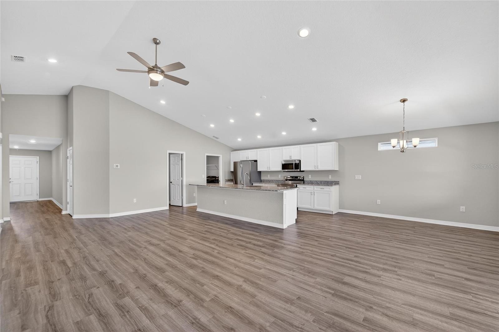 RIDGEWOOD SOUTH - Residential