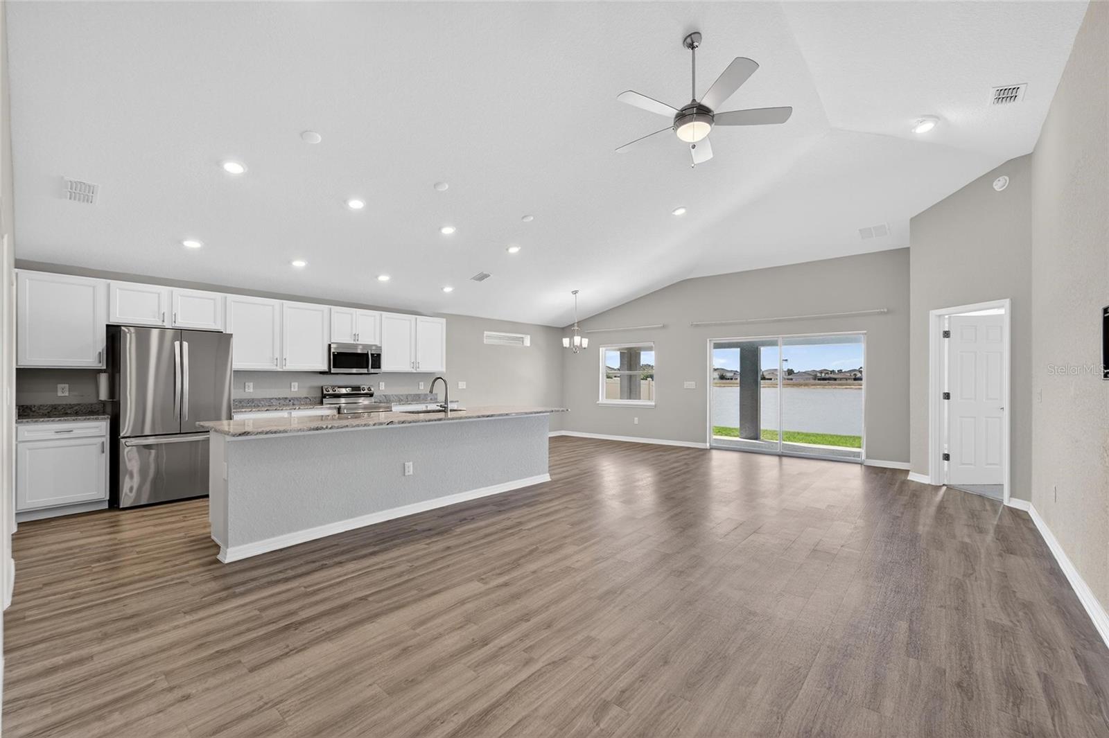 RIDGEWOOD SOUTH - Residential