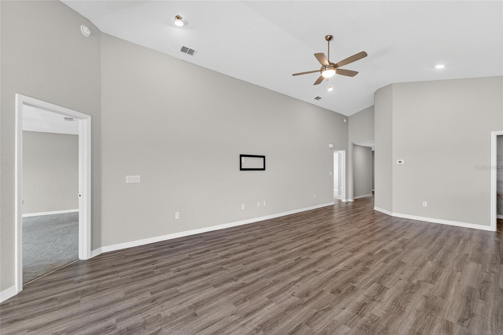 RIDGEWOOD SOUTH - Residential