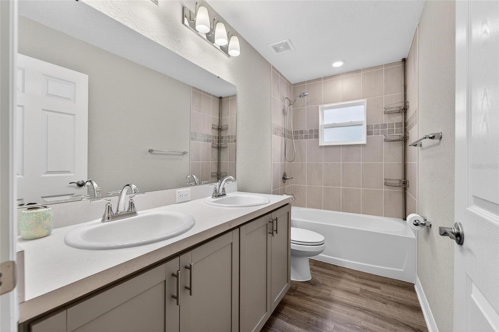 RIDGEWOOD SOUTH - Residential