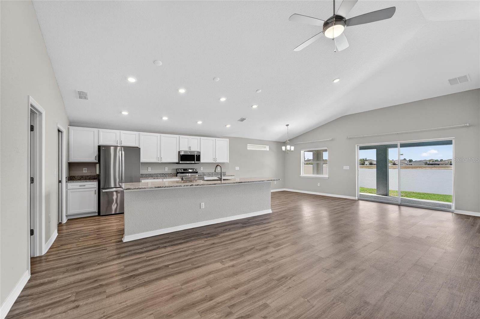 RIDGEWOOD SOUTH - Residential