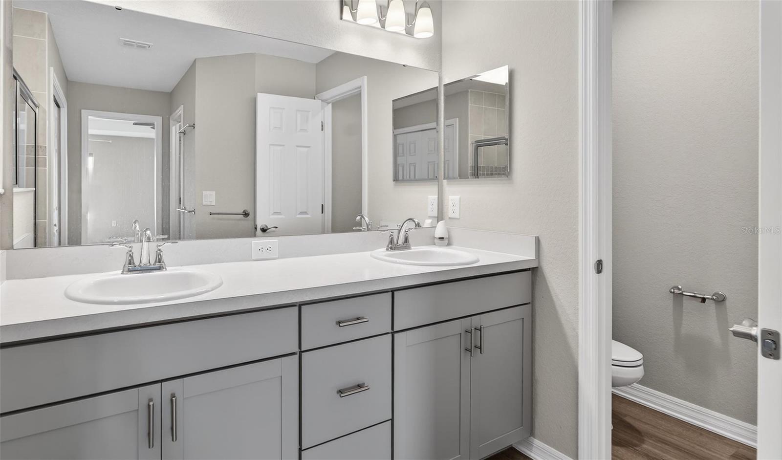 RIDGEWOOD SOUTH - Residential