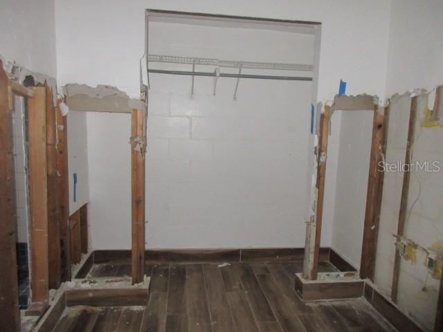 SHOREACRES CENTER - Residential