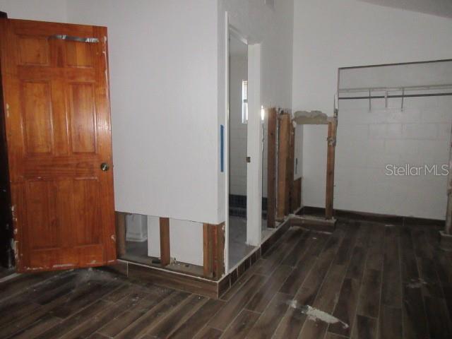 SHOREACRES CENTER - Residential