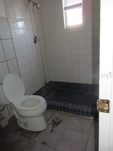 SHOREACRES CENTER - Residential