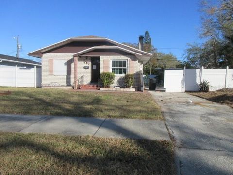 1763 SHORE ACRES BOULEVARD NE ST PETERSBURG FL 33703