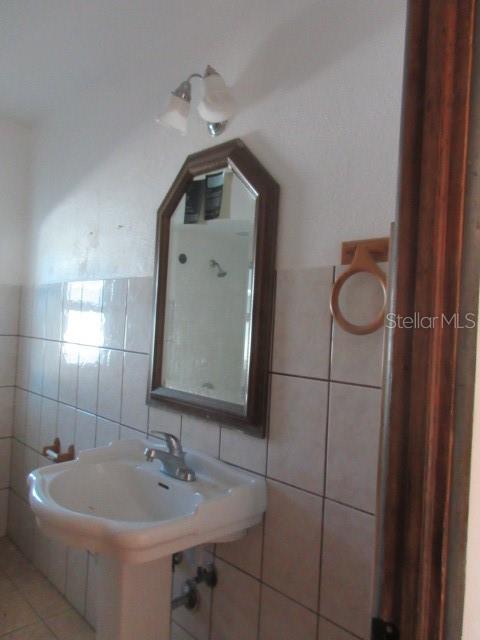 SHOREACRES CENTER - Residential