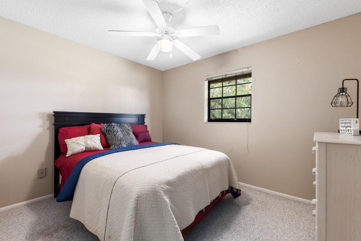 OAK FORREST - Residential Lease