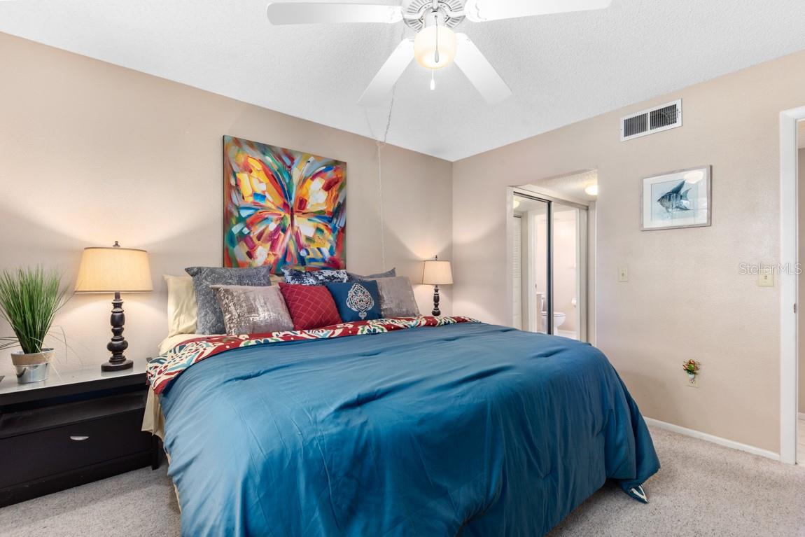 OAK FORREST - Residential Lease