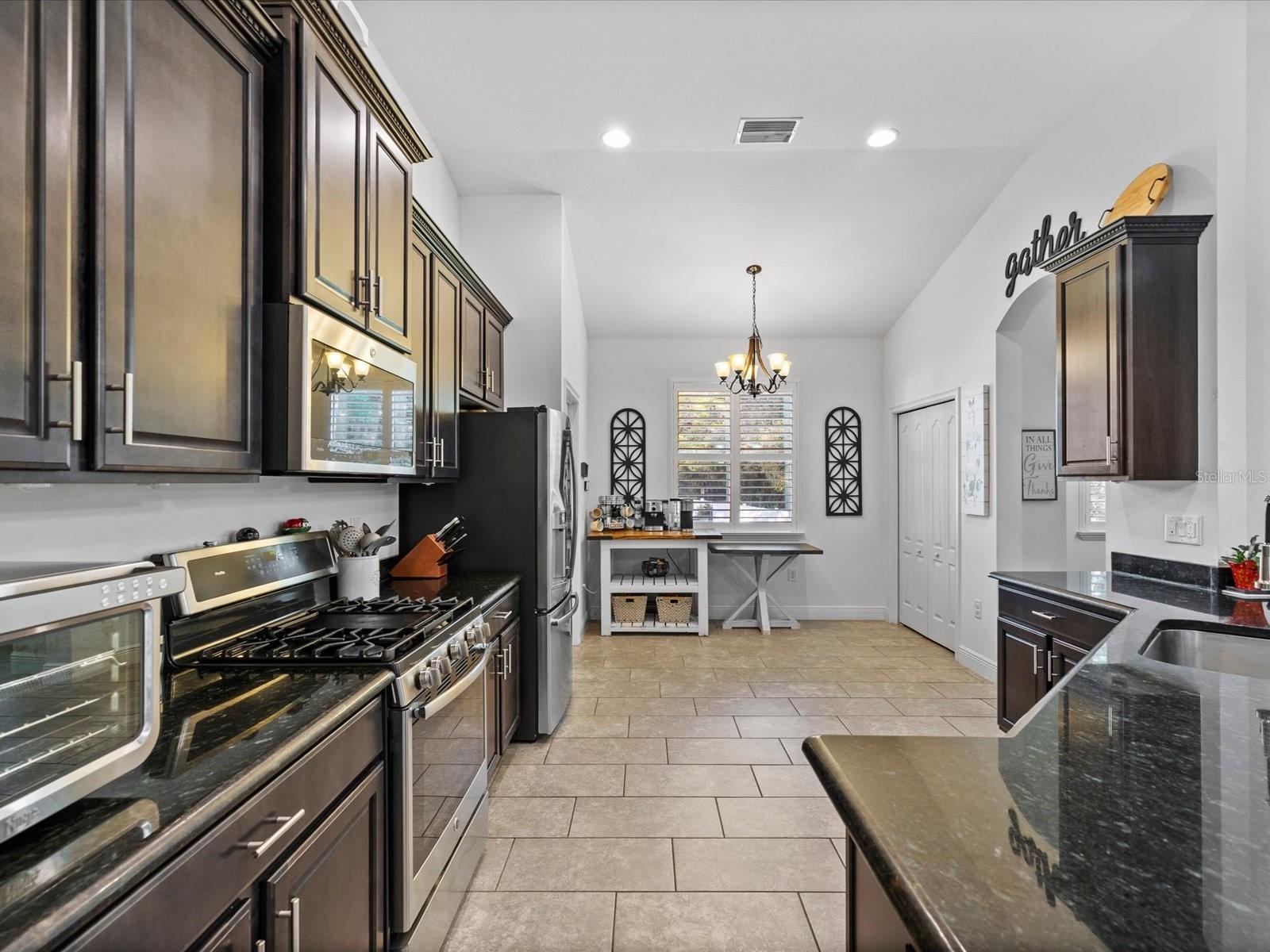 LAKESHORE RANCH PH I - Residential