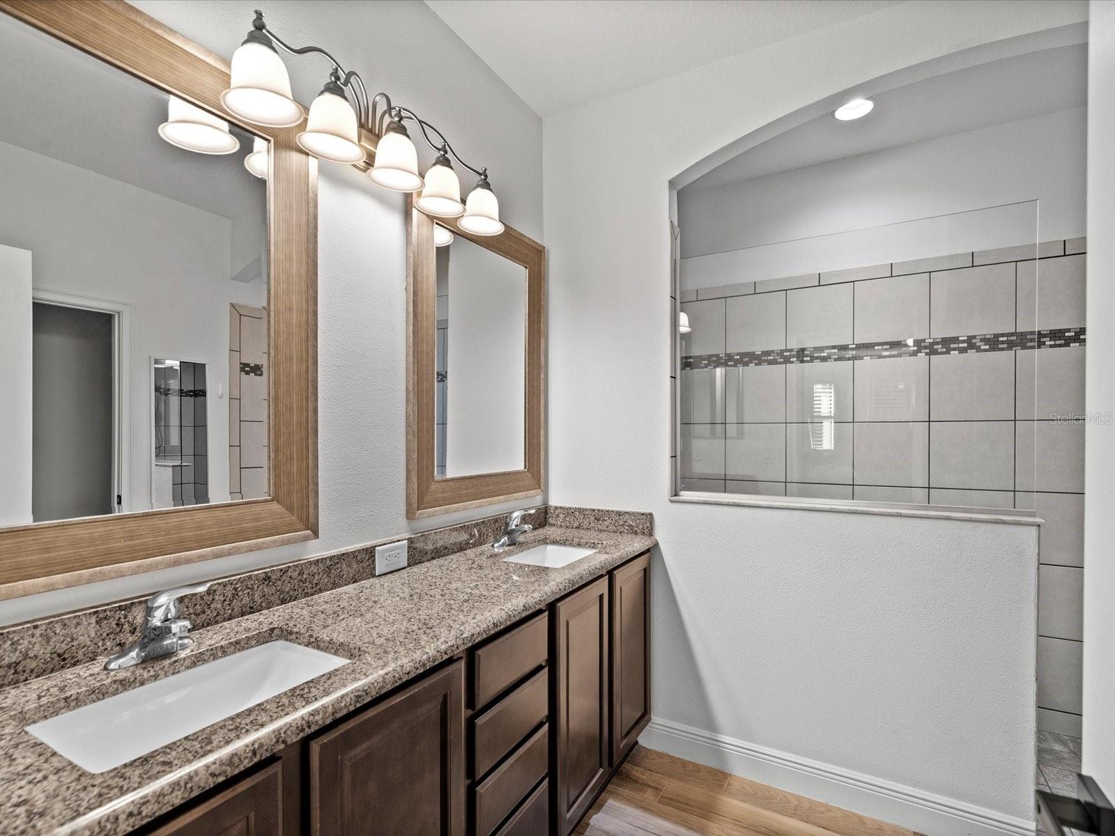 LAKESHORE RANCH PH I - Residential