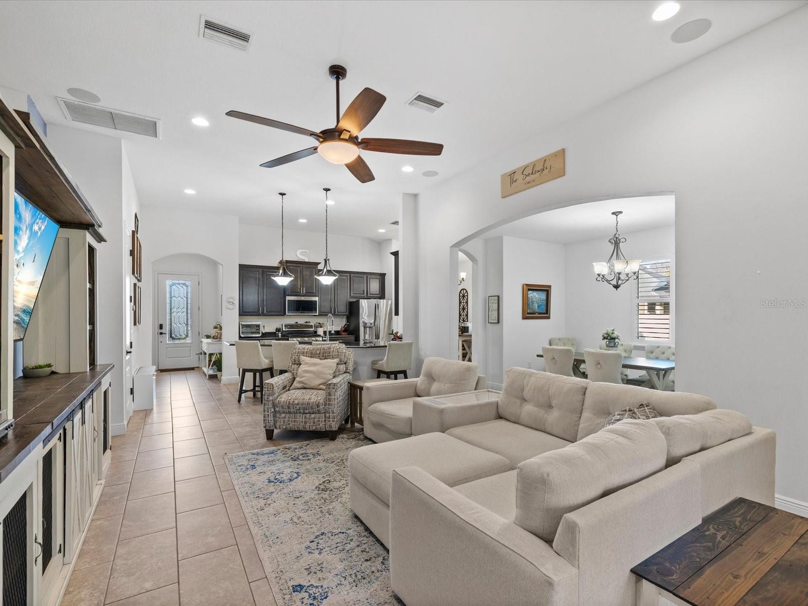 LAKESHORE RANCH PH I - Residential