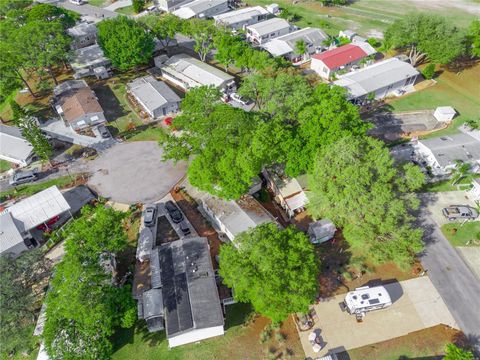 A home in LAKE WALES