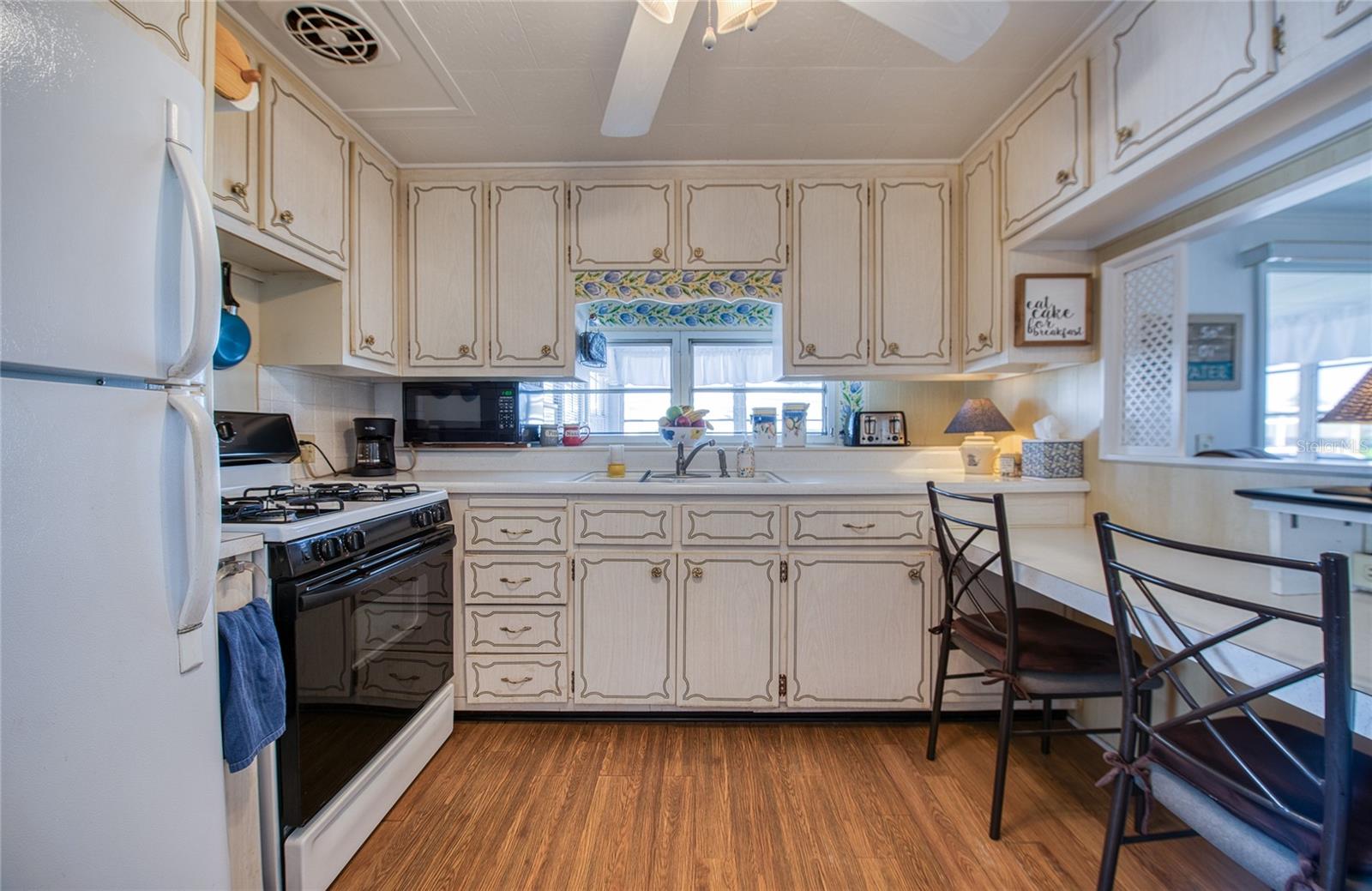 BAY ARISTOCRAT VILLAGE MOBILE HOME PARK UNREC - Residential