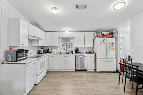 Tiny photo for 16642 SE 58th Avenue, Summerfield, FL 34491 (MLS # G5105892)