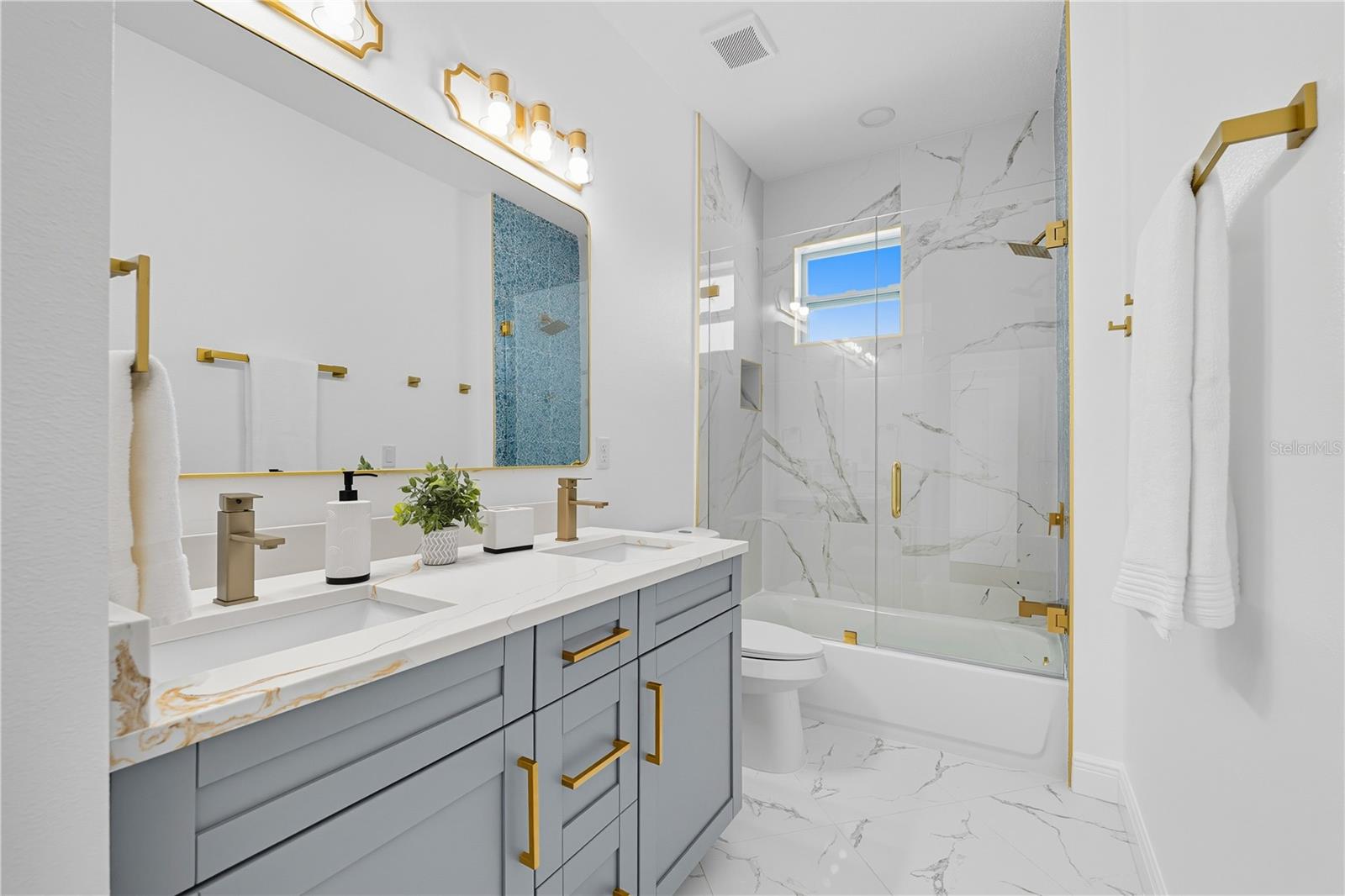 OAK TERRACE REV OF - Residential