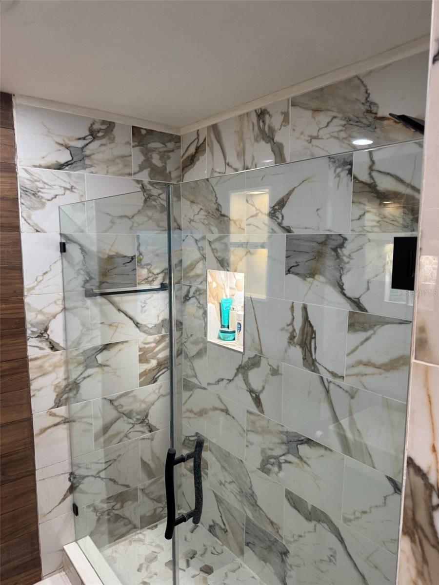 GULFWINDS SUB - Residential Income