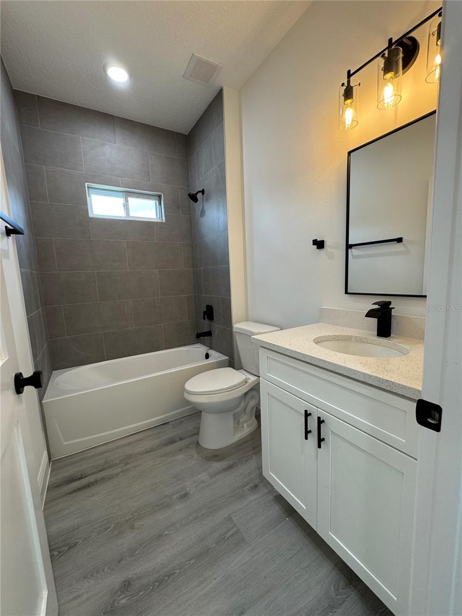 OAK RIDGE PHASE TWO - Residential