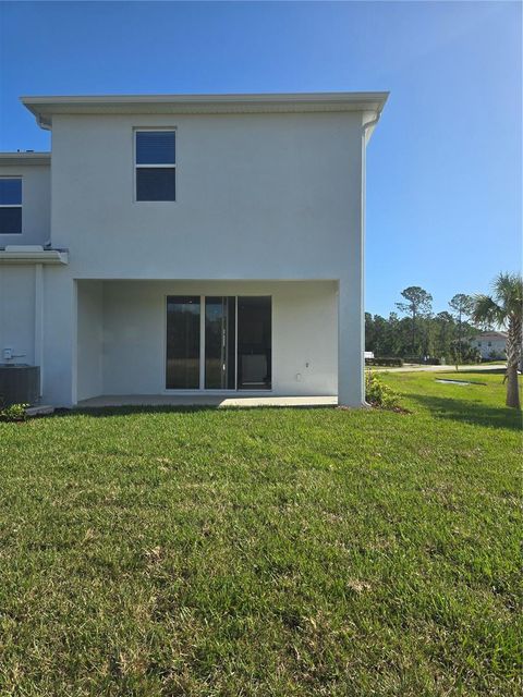 A home in DAYTONA BEACH