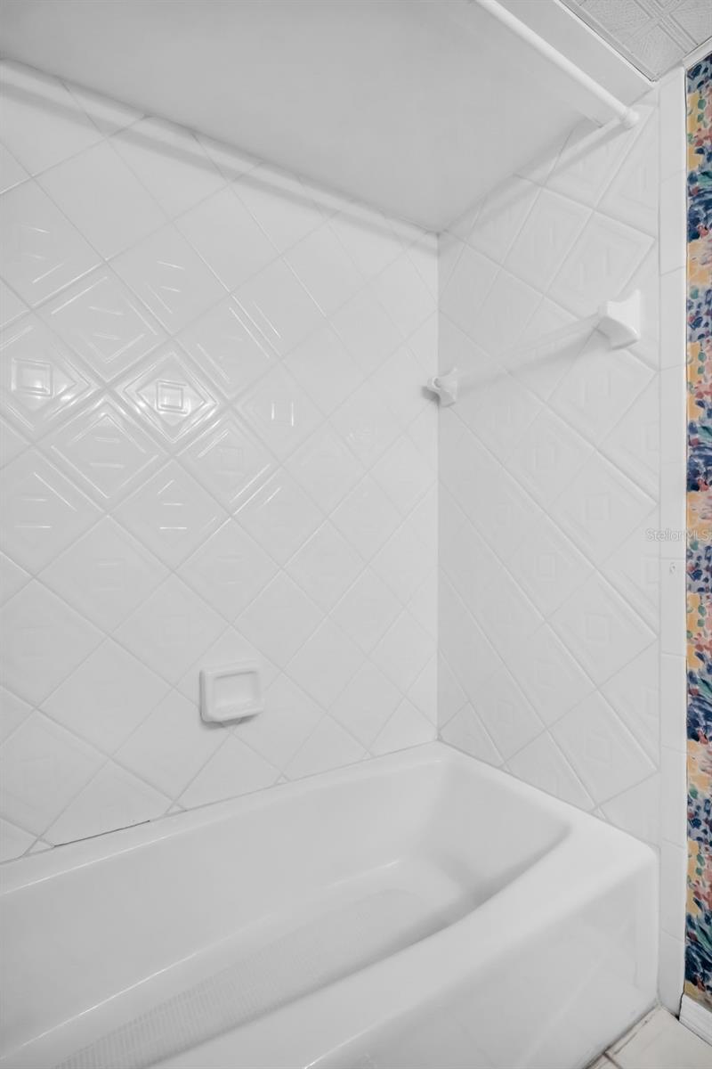 MEDITERRANEAN MANORS - Residential