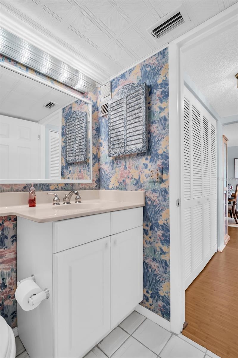 MEDITERRANEAN MANORS - Residential