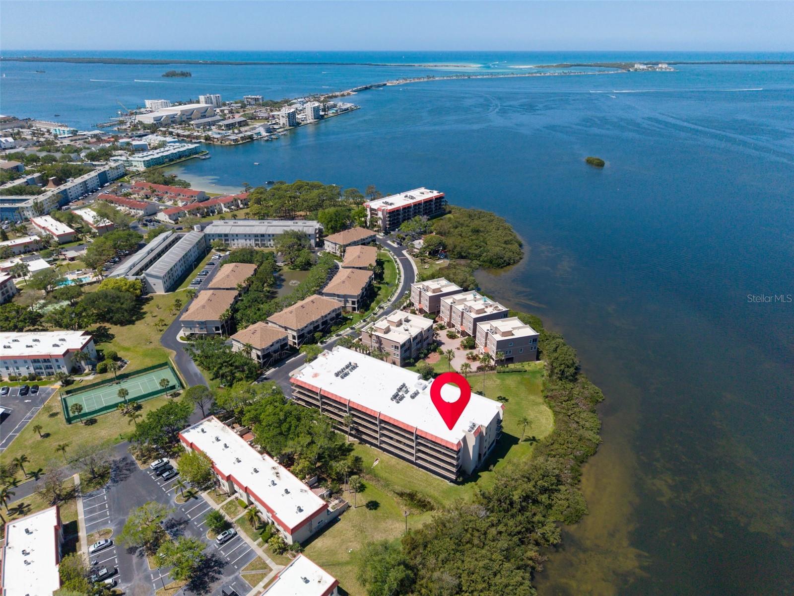 MEDITERRANEAN MANORS - Residential