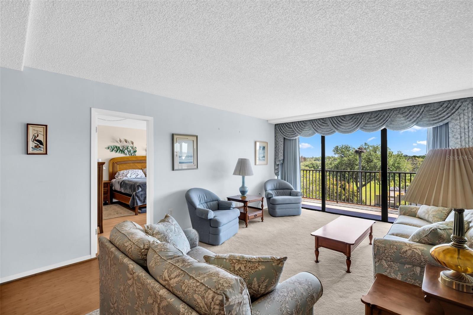 MEDITERRANEAN MANORS - Residential