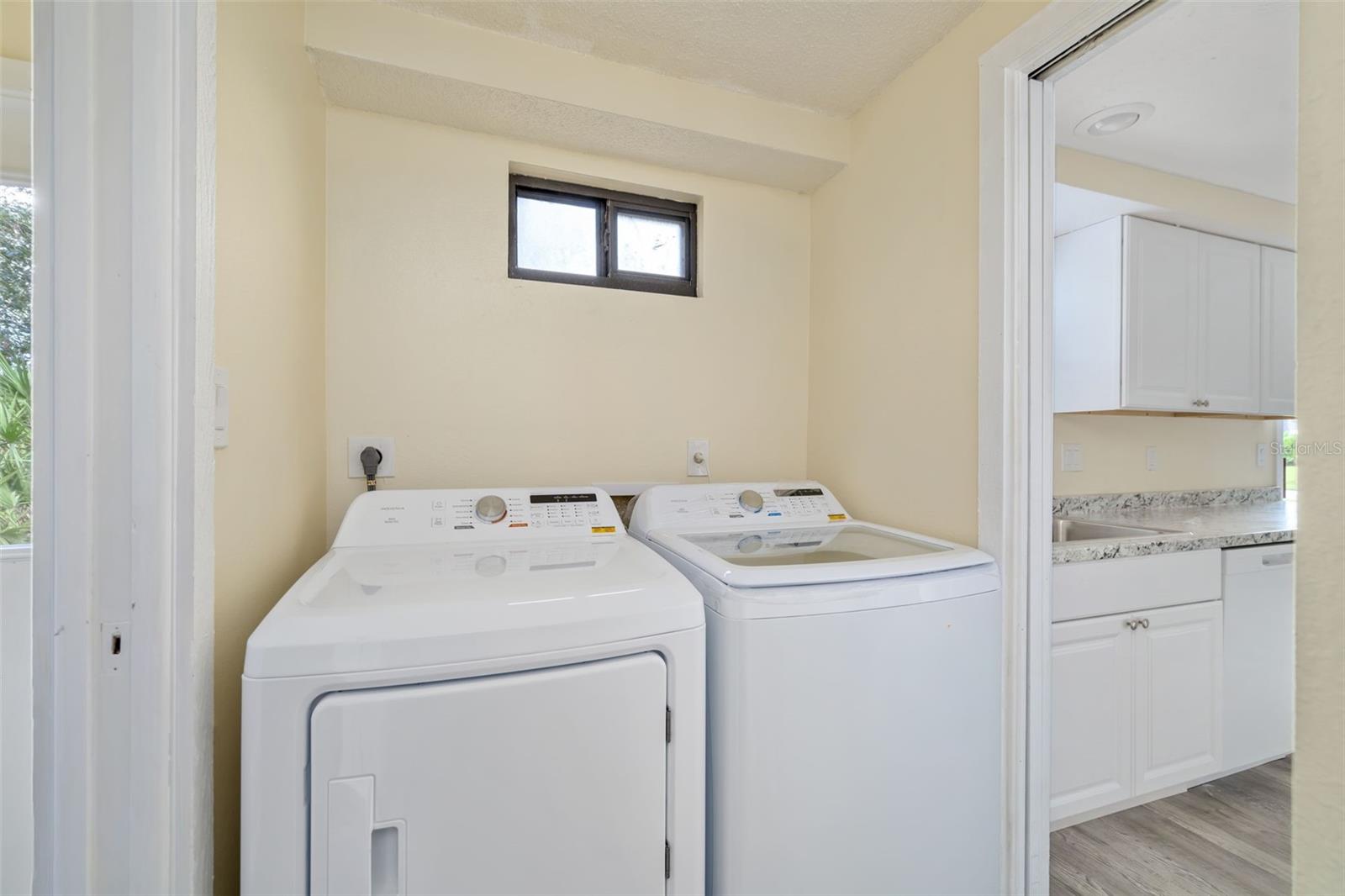 WOODS THE - Residential Lease