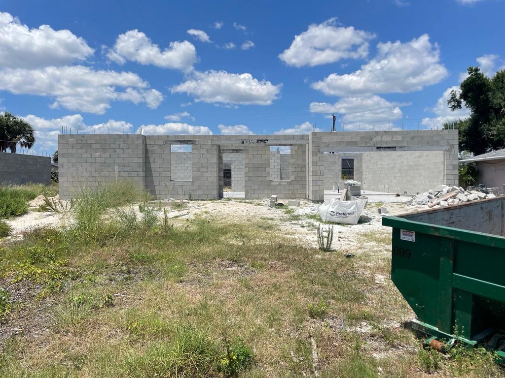 Photo of 22120 Mamaroneck Avenue, Port Charlotte, FL 33952 (MLS # S5140147)