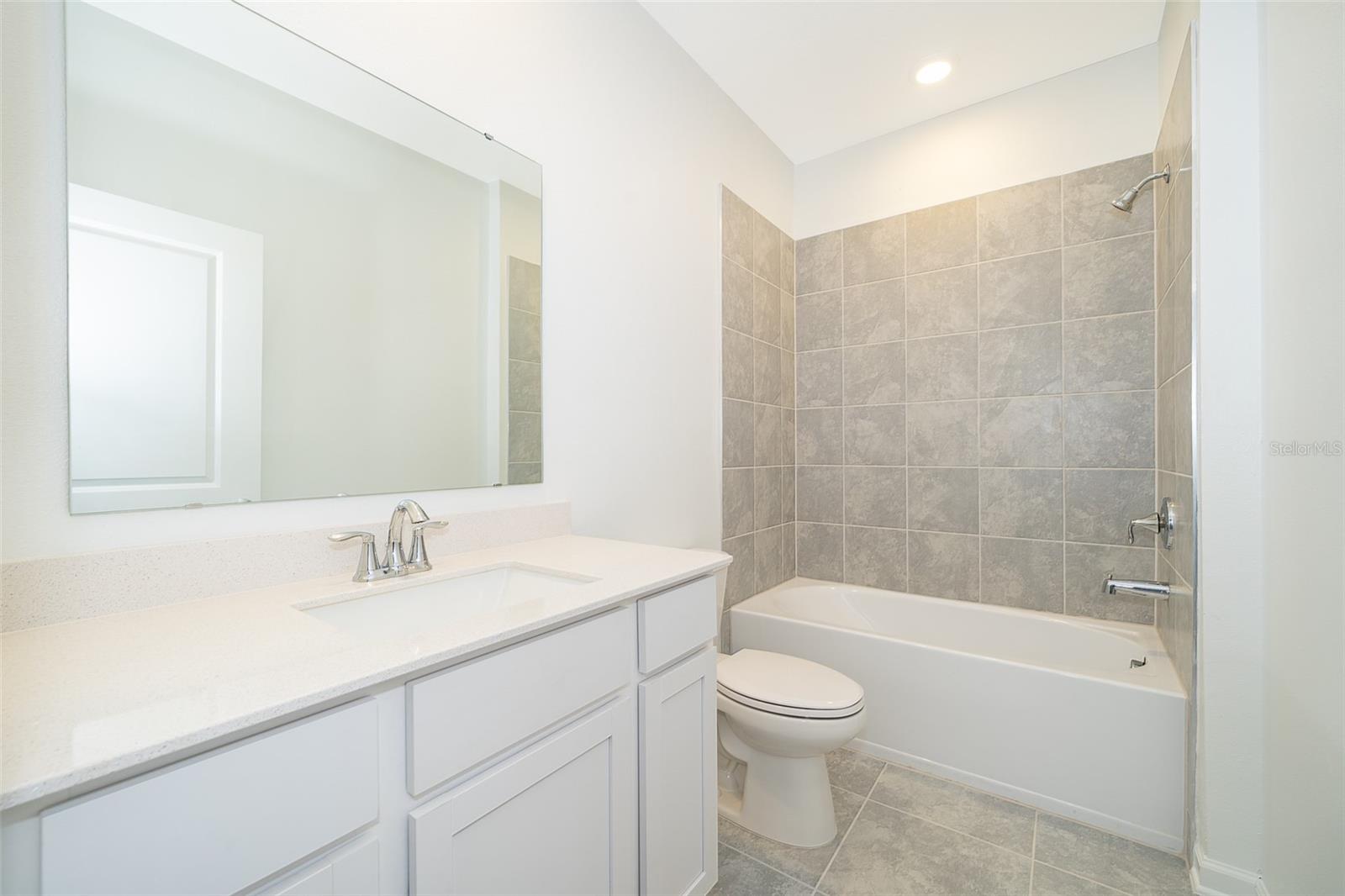 EVERBE PH 1C - Residential Lease