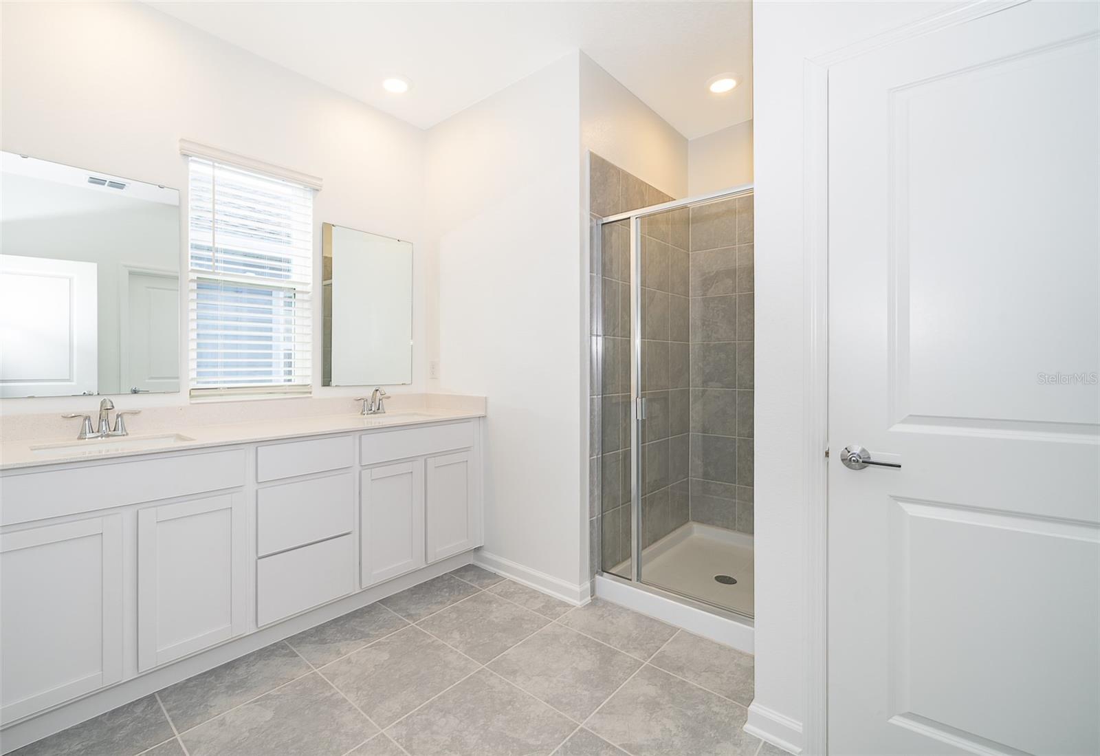 EVERBE PH 1C - Residential Lease