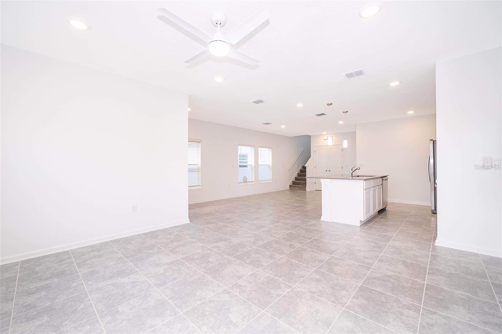 EVERBE PH 1C - Residential Lease