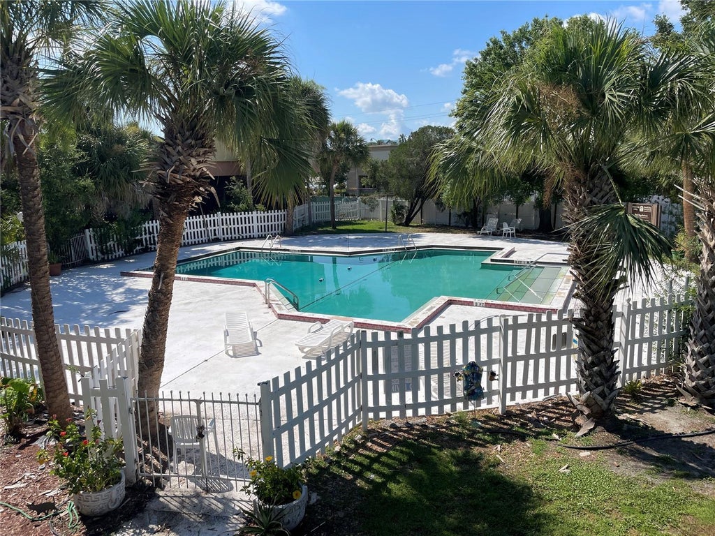 Photo of 7900 S Orange Blossom Trail #2103, Orlando, FL 32809 (MLS # O6449468)