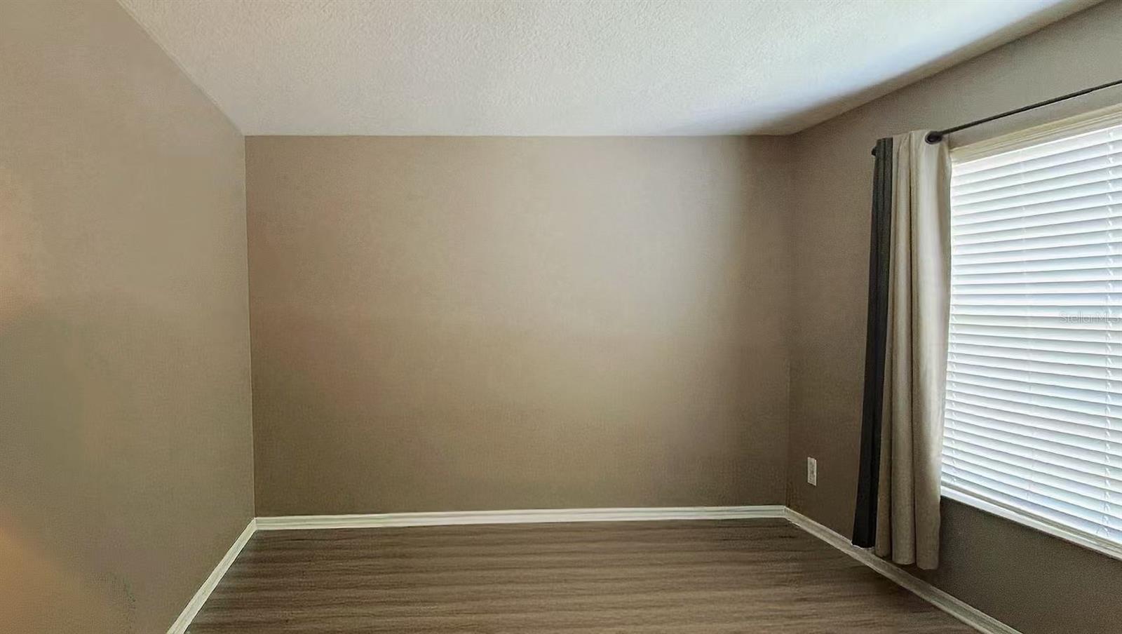 REGENCY OAKS F - Residential