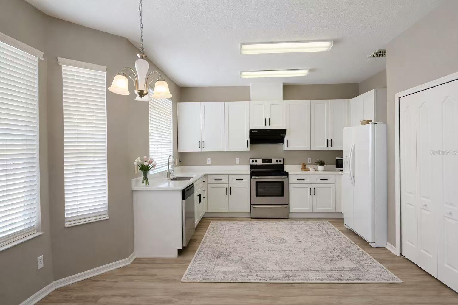 REGENCY OAKS F - Residential