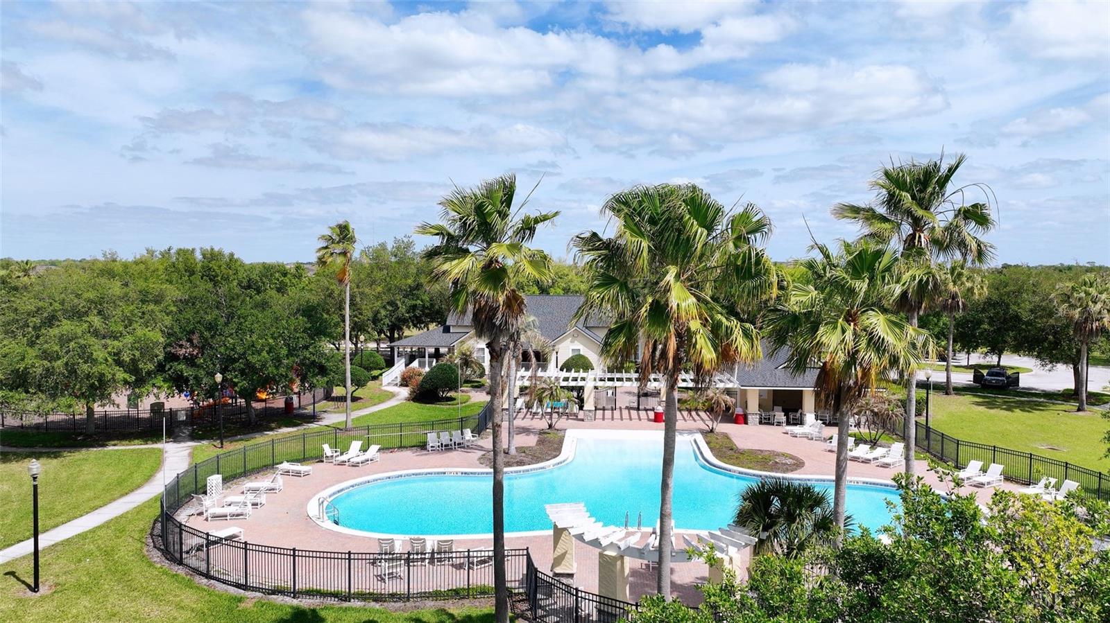 REGENCY OAKS F - Residential