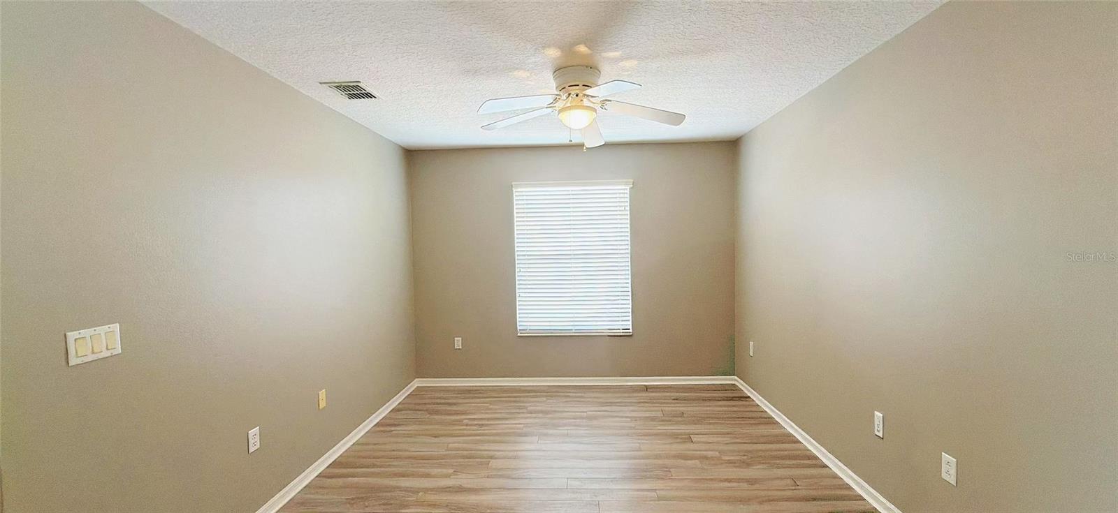 REGENCY OAKS F - Residential