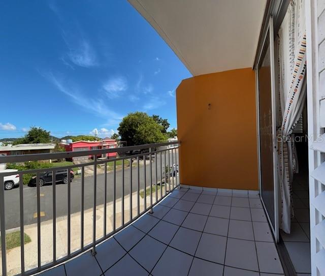 URB. ALTAMIRA - Residential