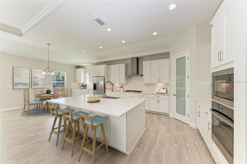 Photo of 6139 Golden Beach Drive, Apollo Beach, FL 33572 (MLS # TB8445662)