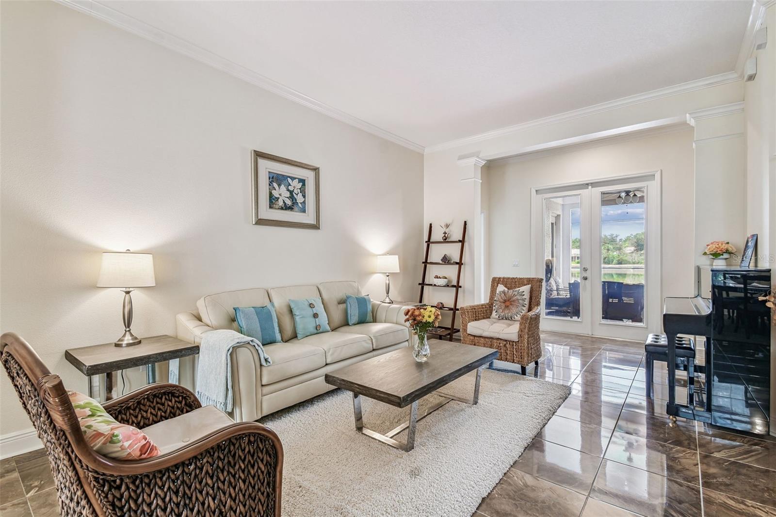 10218 WATERSIDE OAKS DRIVE