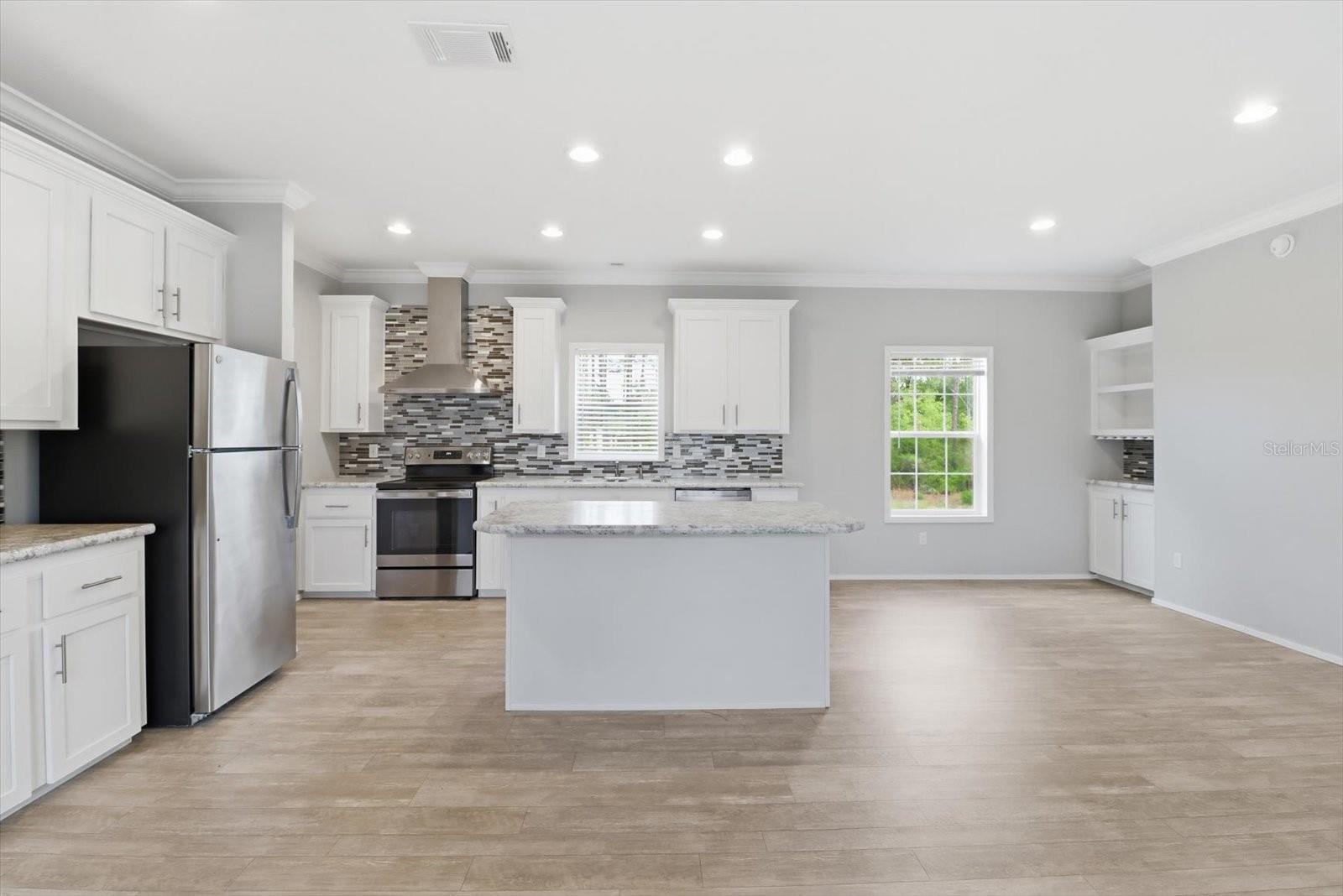 GREEN ACRES - Residential