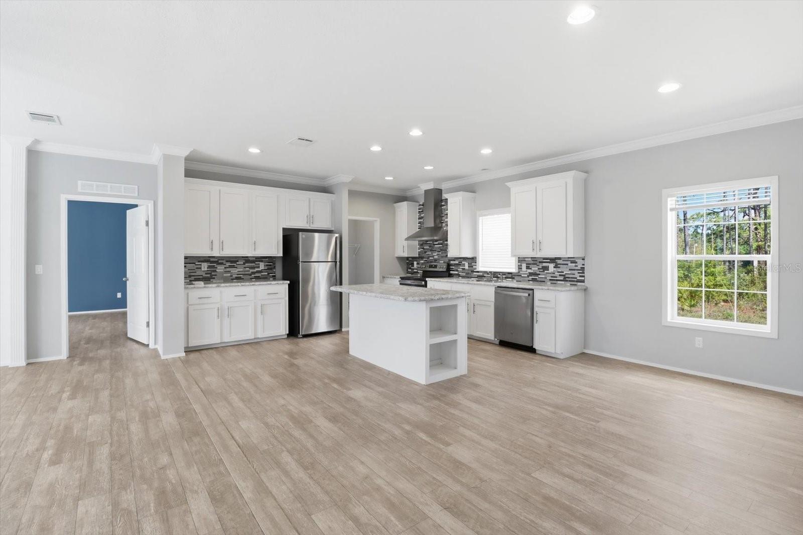 GREEN ACRES - Residential