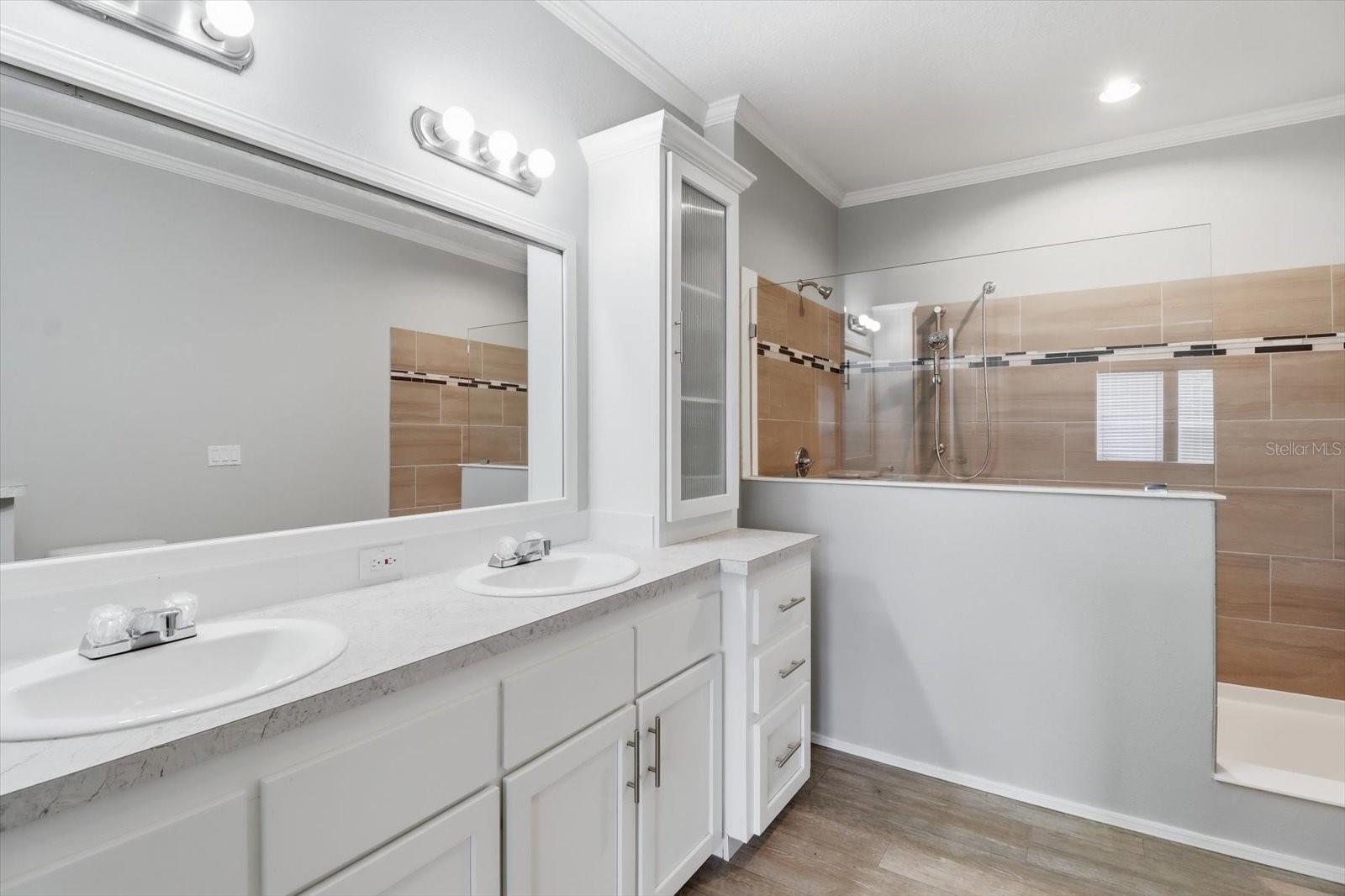 GREEN ACRES - Residential