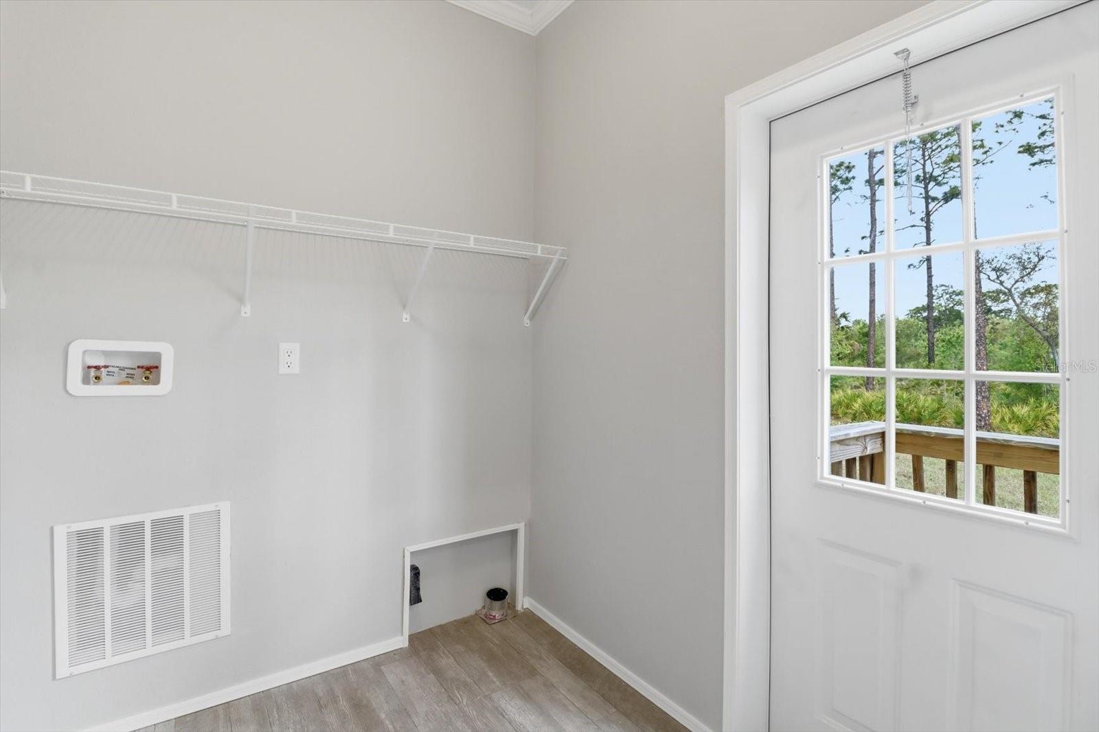 GREEN ACRES - Residential