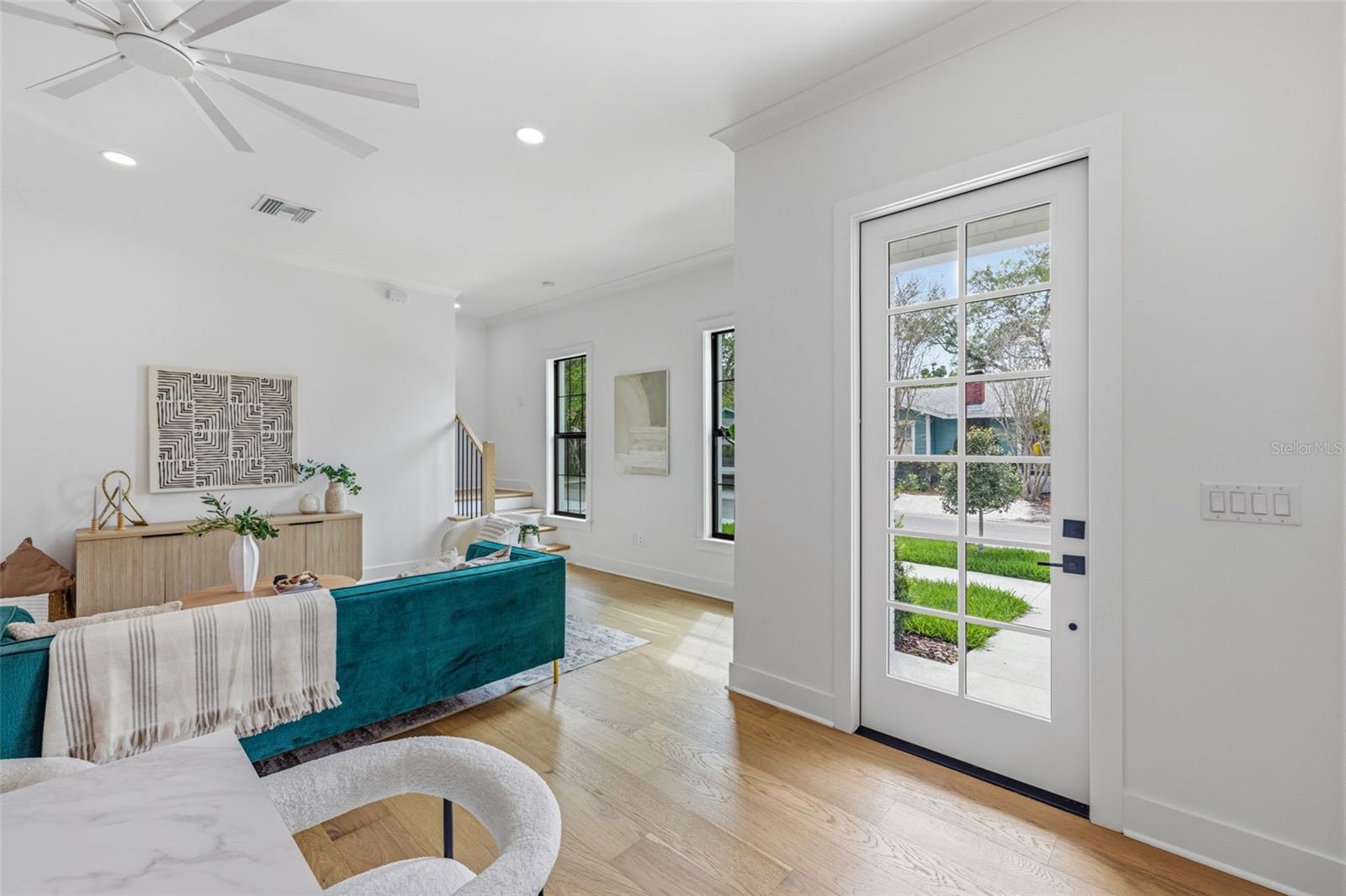 3010 S ESPERANZA AVENUE