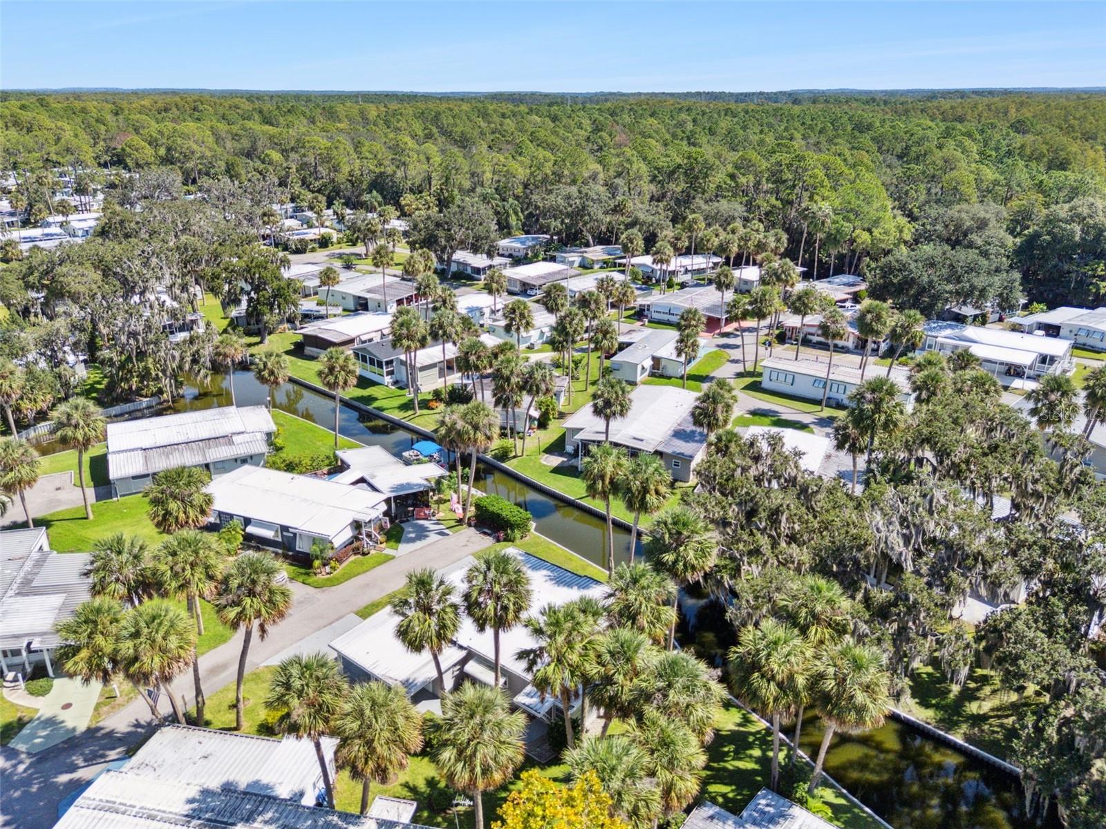 EUSTIS COUNTRY CLUB MANOR MHP UNIT 02A - Residential