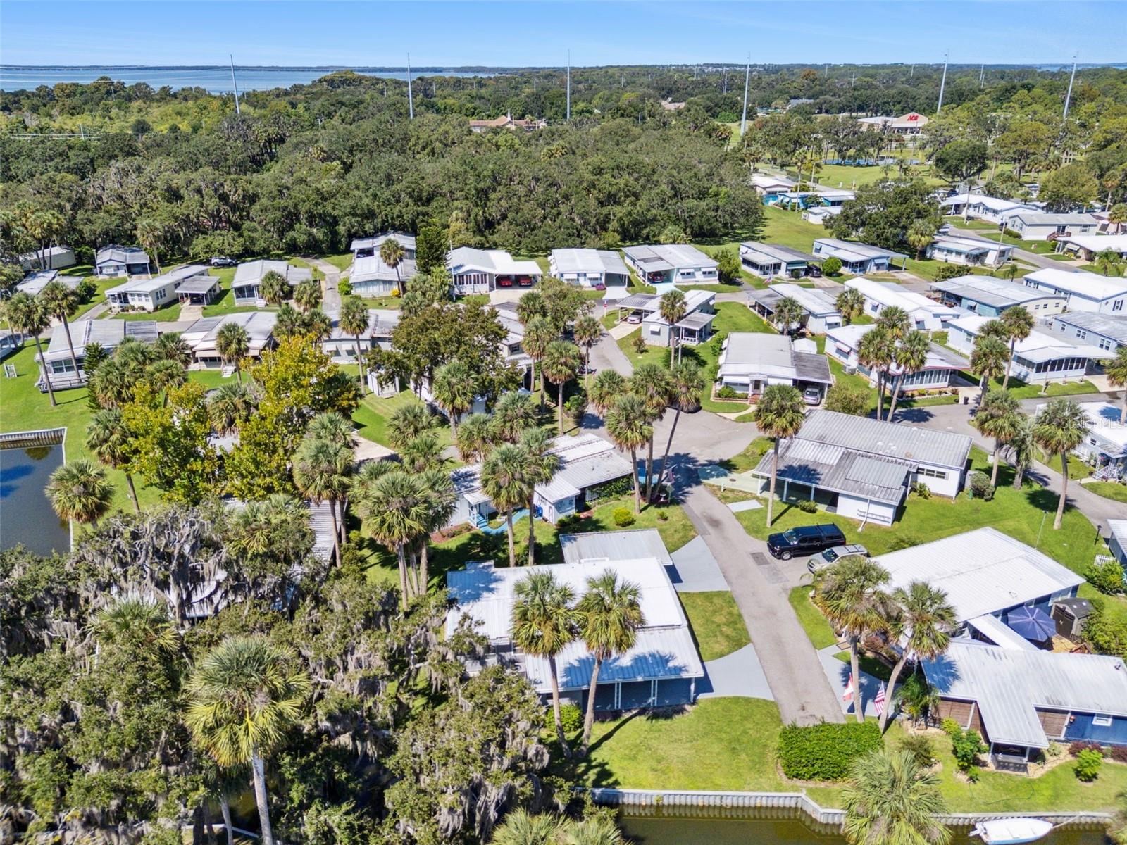 EUSTIS COUNTRY CLUB MANOR MHP UNIT 02A - Residential