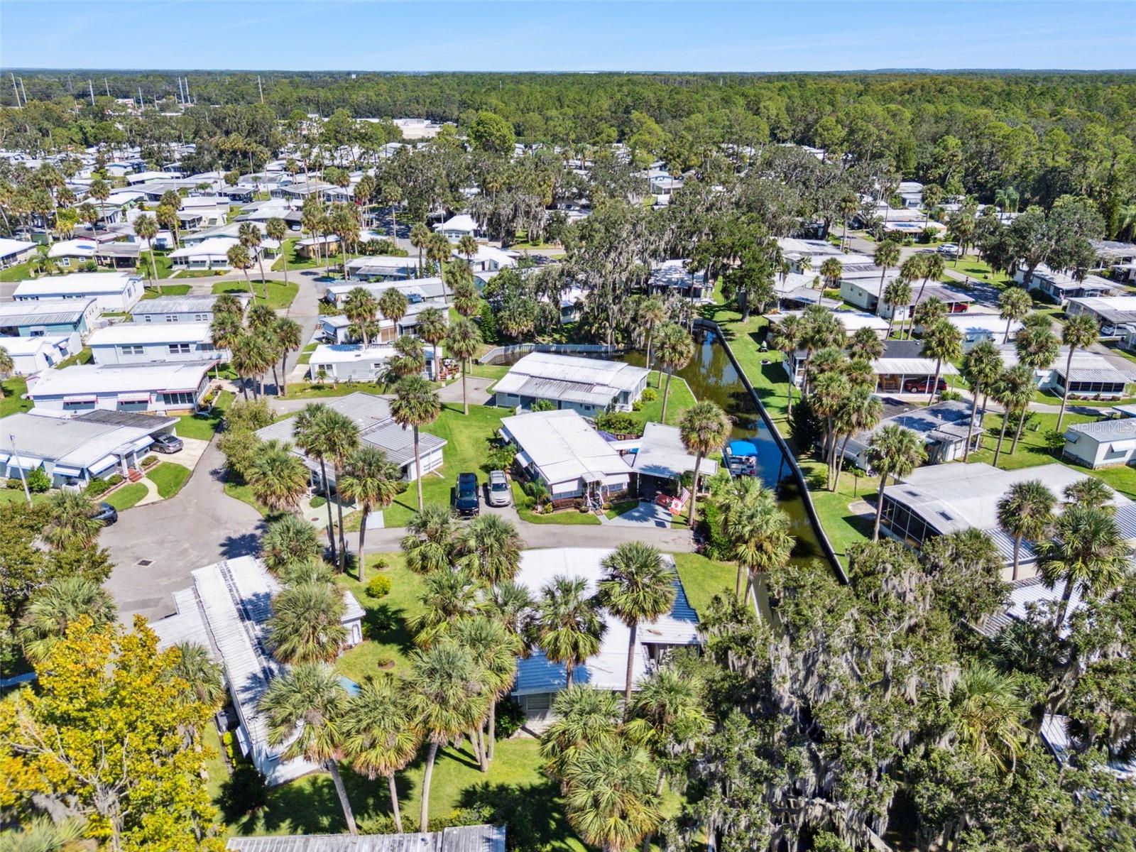 EUSTIS COUNTRY CLUB MANOR MHP UNIT 02A - Residential