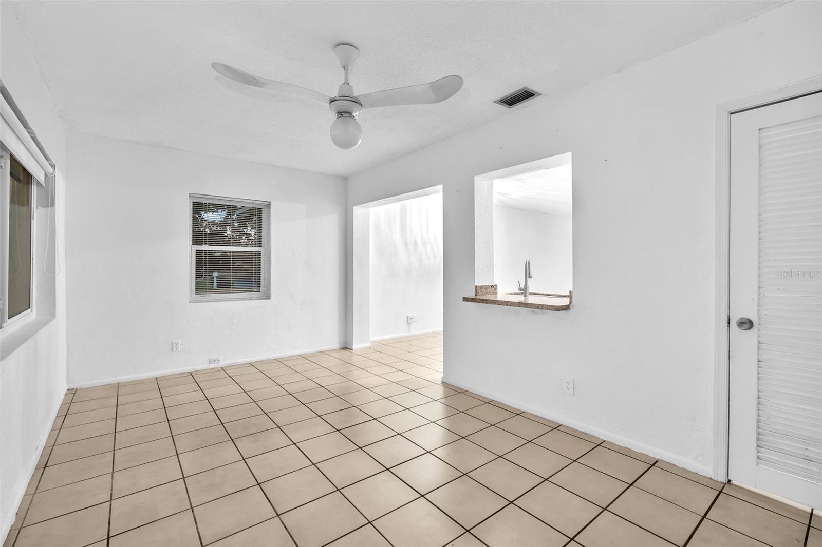 WESTWOOD COMMY 4 77-45 B - Residential