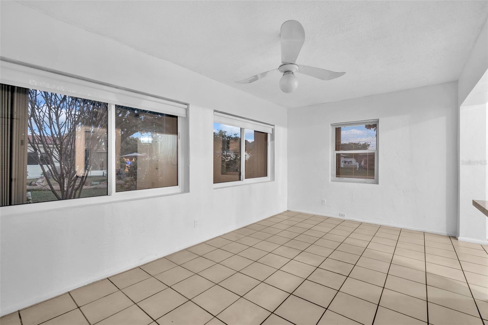 WESTWOOD COMMY 4 77-45 B - Residential